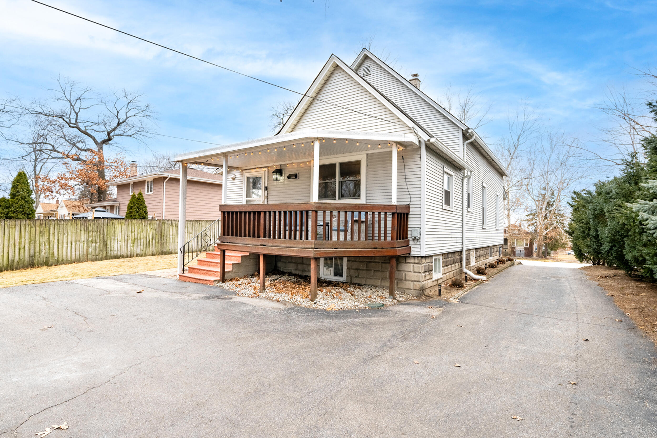 2508 Ridge Road Highland, IN 46322 - Photo 36 of 46 2500x1667