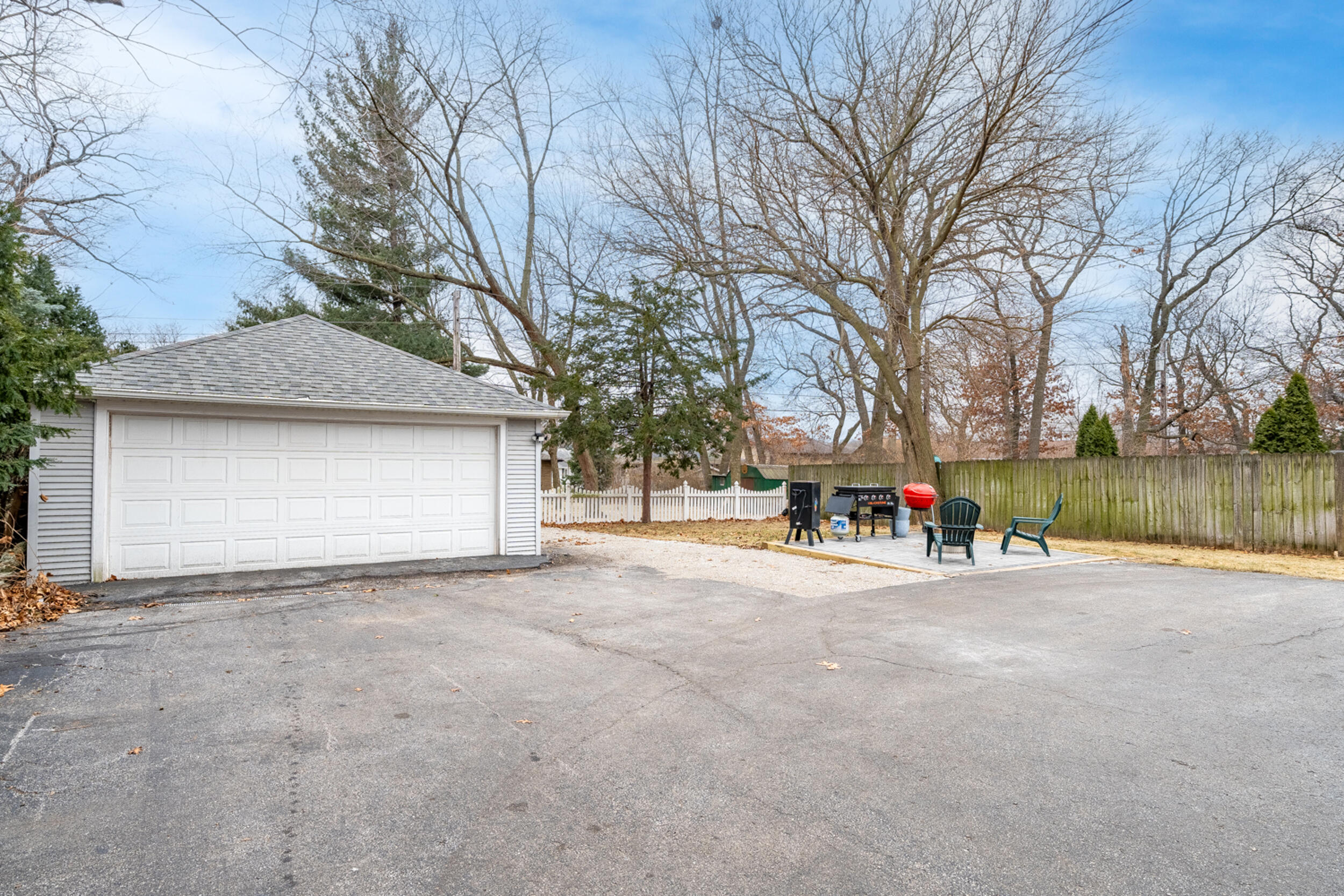 2508 Ridge Road Highland, IN 46322 - Photo 37 of 46 2500x1667