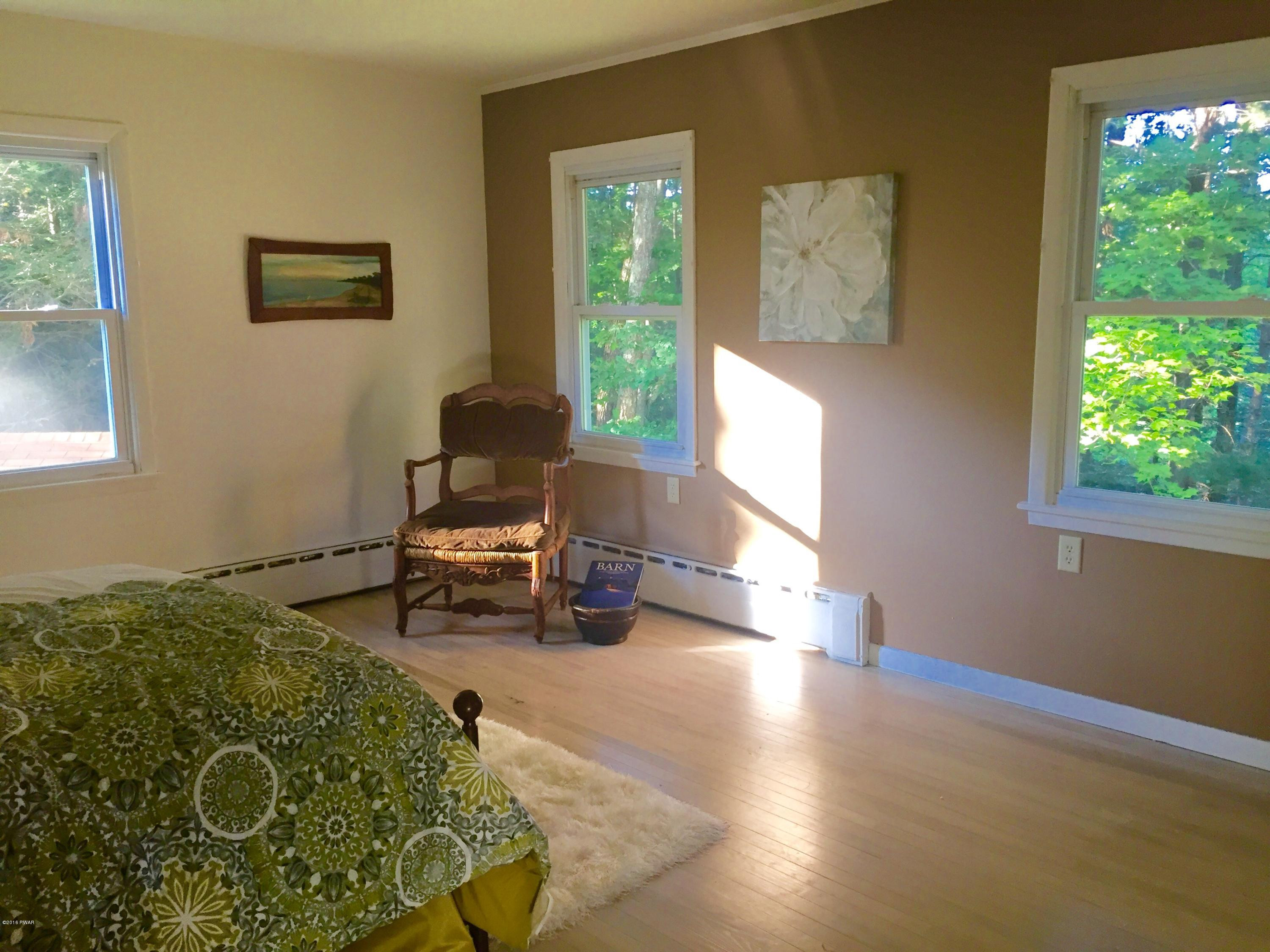 165 Foster Hill Road Milford, PA 18337 - Photo 7 of 37 Relax in Your Master Bedroom