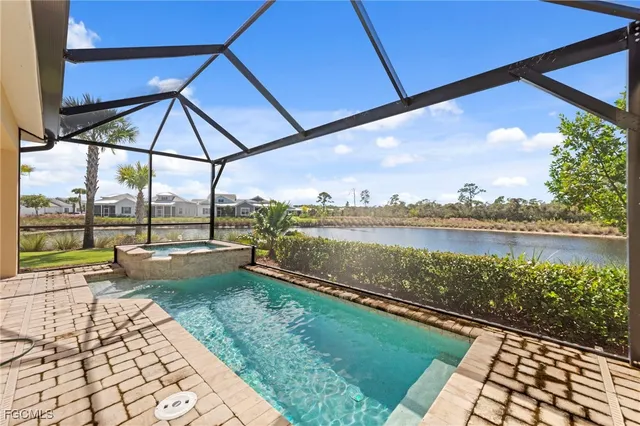 $799,900 | 6933 Saona Court, Naples, FL 34113