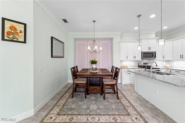 $799,900 | 6933 Saona Court, Naples, FL 34113