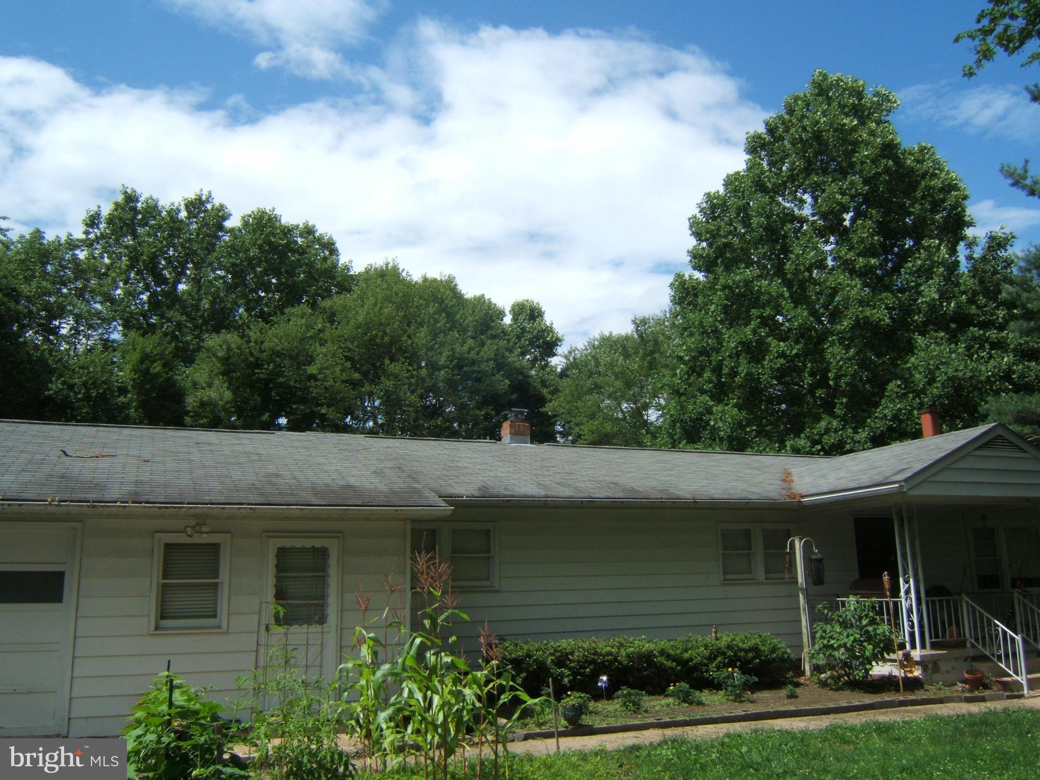 Exterior (Front)