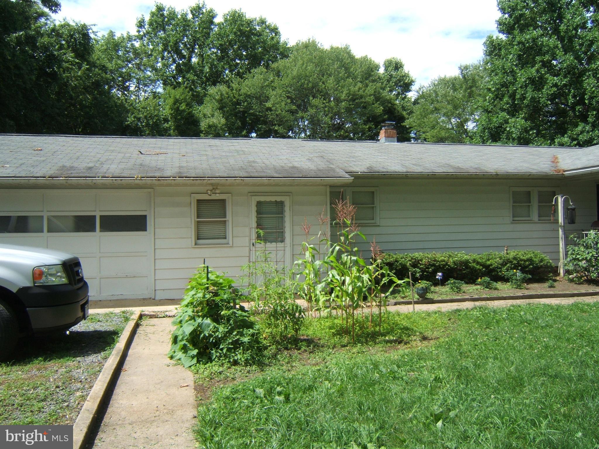 Exterior (Front)