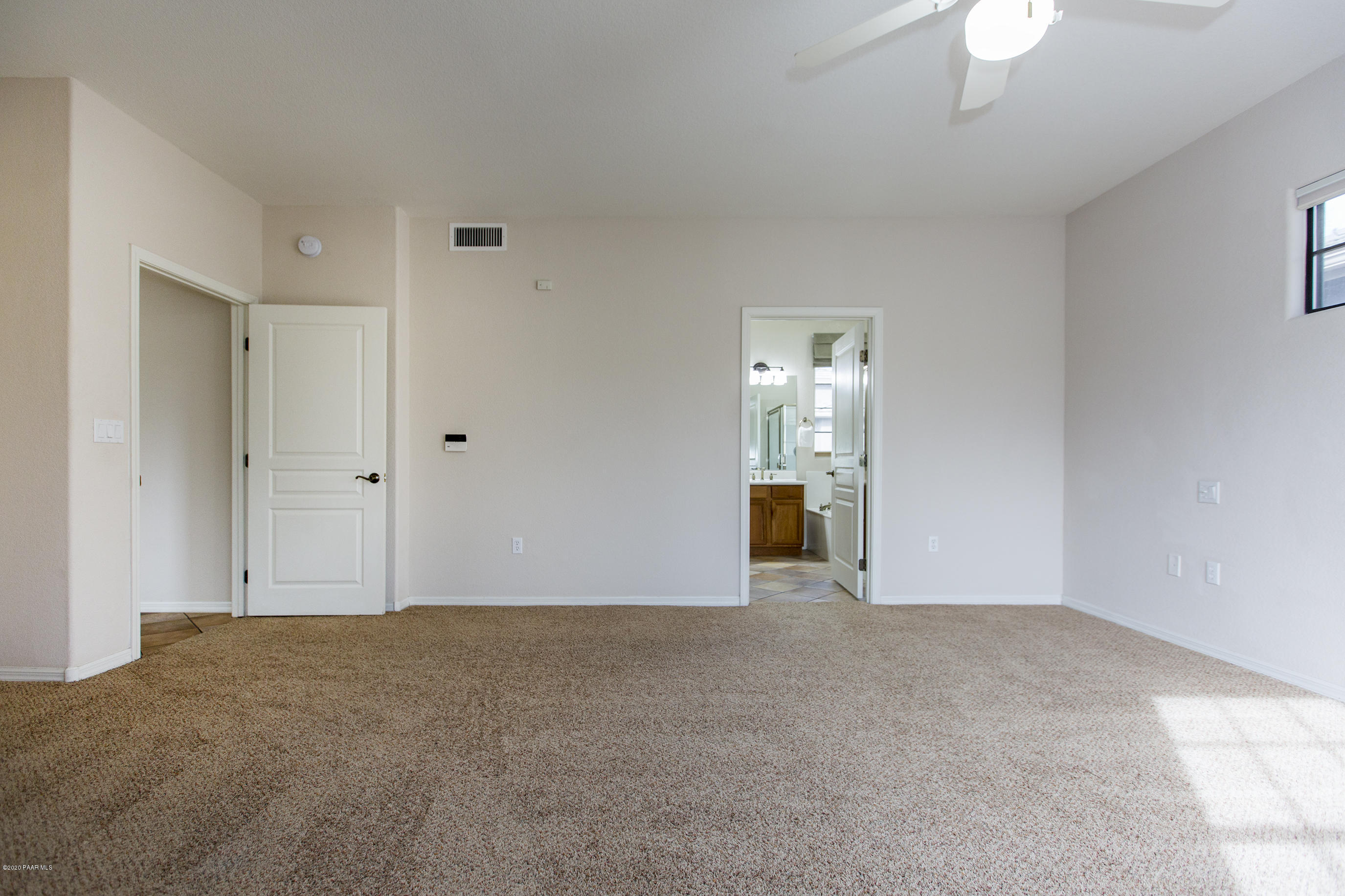 1716 Alpine Meadows Lane, Unit 403 Prescott, AZ 86303 - Photo 16 of 39 a view of an empty room