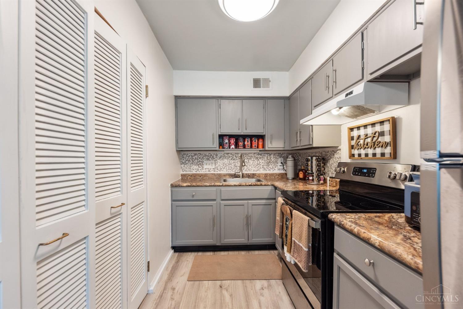 1163 Witt Road, Unit 312 Cincinnati, OH 45255 - Photo 4 of 30 Gallery Image 4