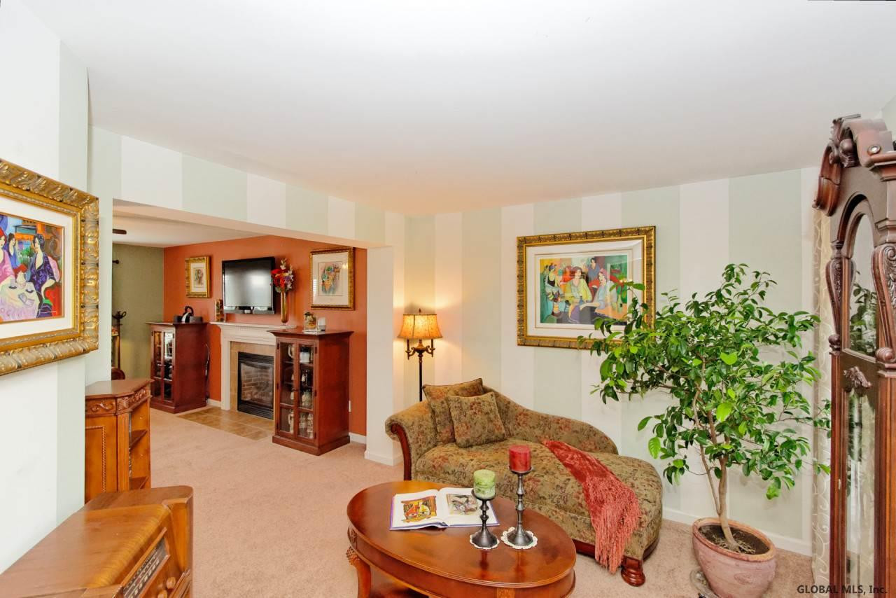 10 Morgan Road Bethlehem, NY 12158 - Photo 6 of 25 Photo 6