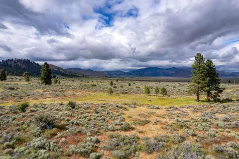 $750,000 | 2990 Segundo Road, Beckwourth, CA 96129