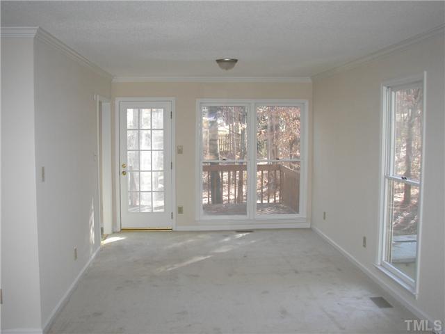 6708 Hammersmith Drive Raleigh, NC 27613 - Photo 3 of 11 Dining Room