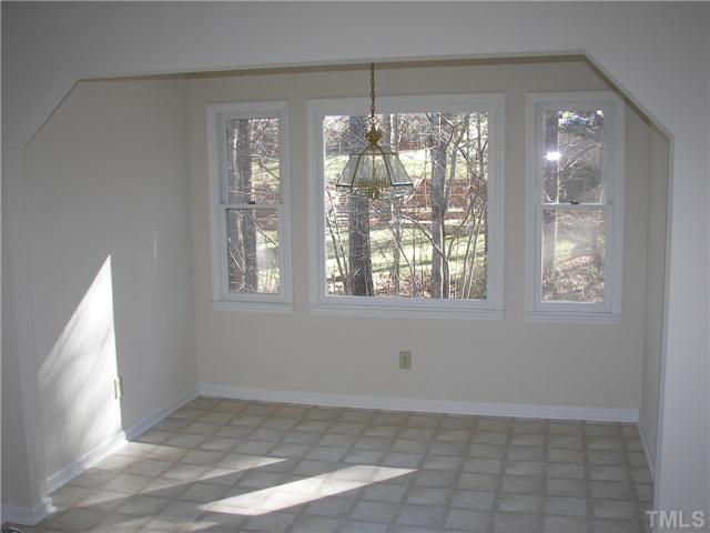 6708 Hammersmith Drive Raleigh, NC 27613 - Photo 4 of 11 Dining room area in kitchen