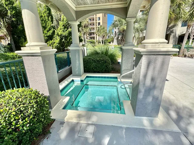 $8,200,000 | 4651 Southwinds Drive, Unit 4651 & 4652, Miramar Beach, FL 32550