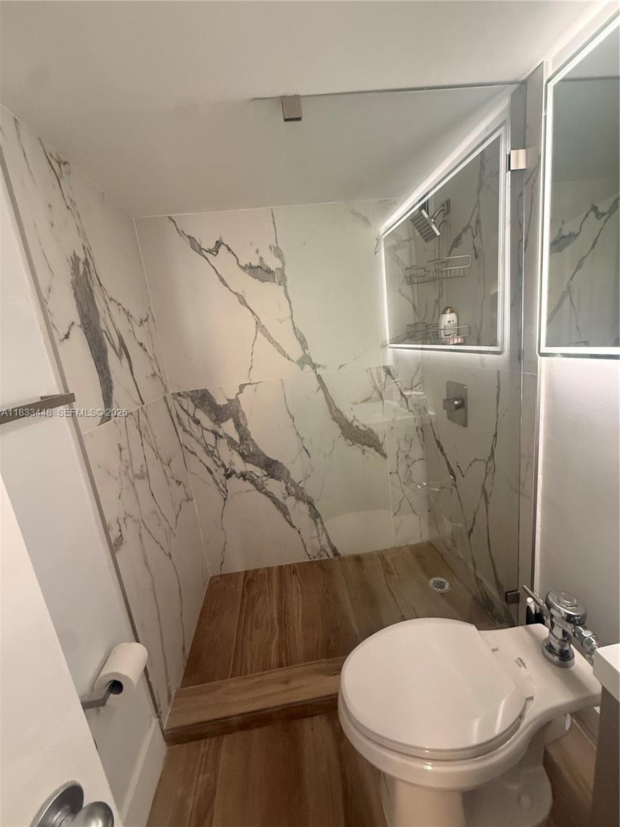 1500 Bay Road, Unit 724S Miami Beach, FL 33139 - Photo 12 of 22