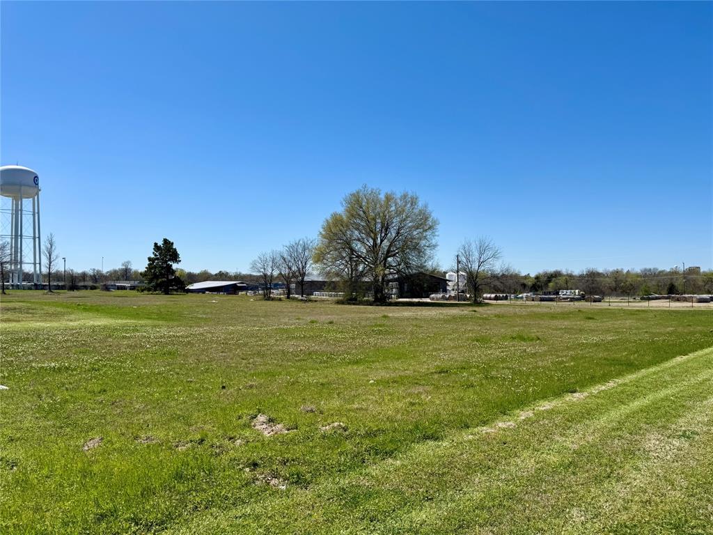 2301 Mangum Street Commerce, TX 75428 - Photo 3 of 9 a view of an ocean from a yard