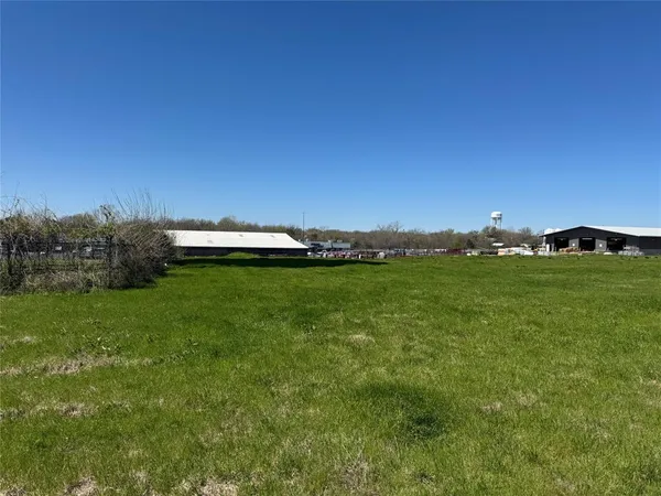 $525,000 | 2301 Mangum Street, Commerce, TX 75428