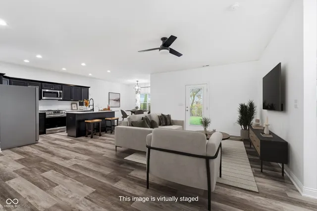 $299,900 | 2117 Jennifer Court, Franklin, IN 46131