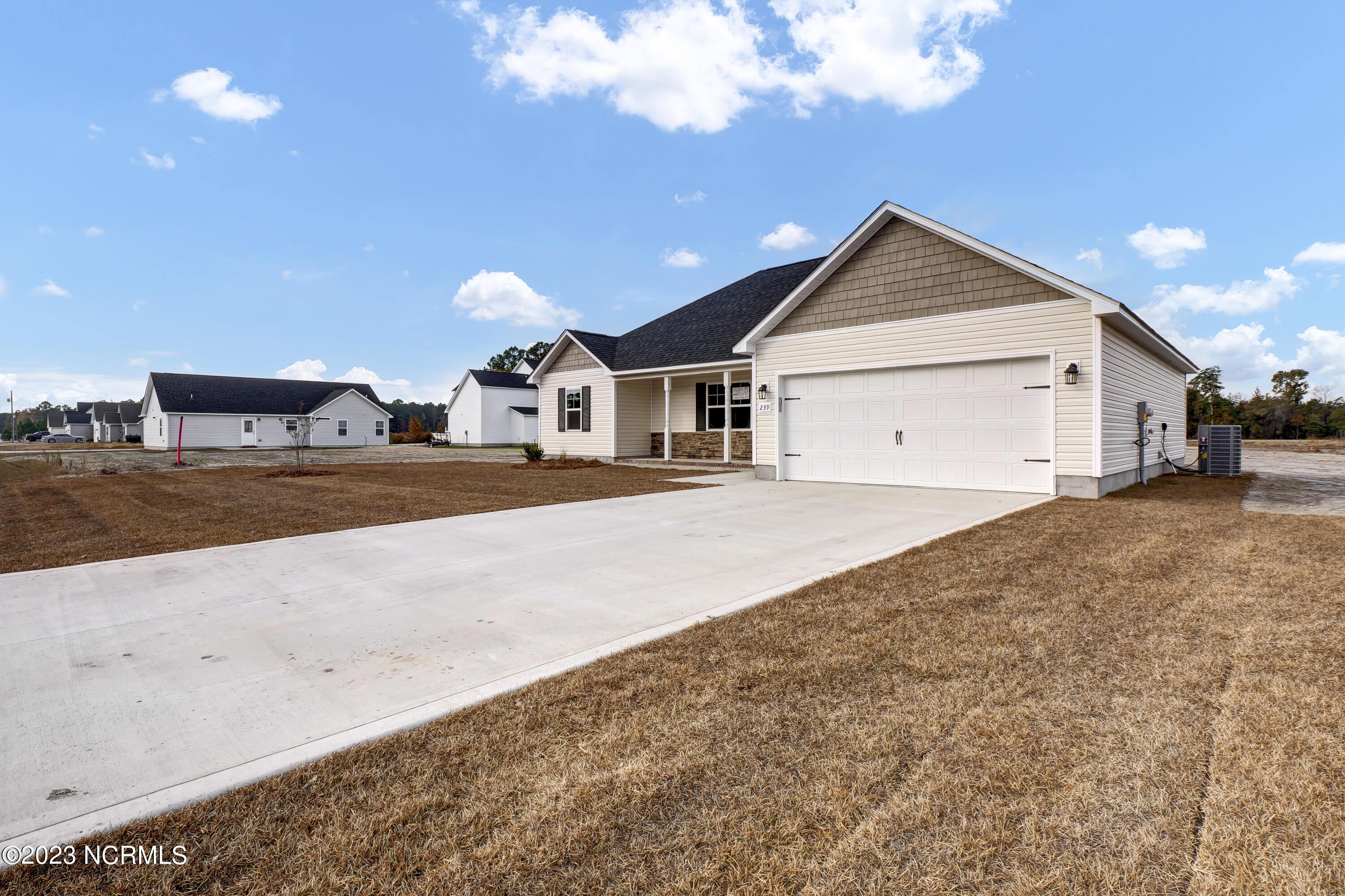 239 North Windy Ridge Road Hubert, NC 28539 - Photo 4 of 27 P1455775