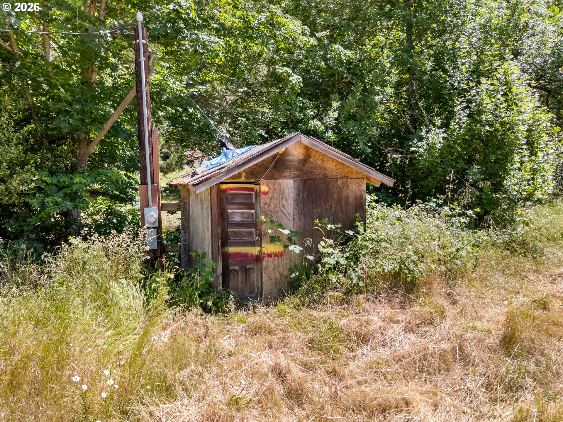 596 Raleigh Drive Winston, OR 97496 - Photo 21 of 30