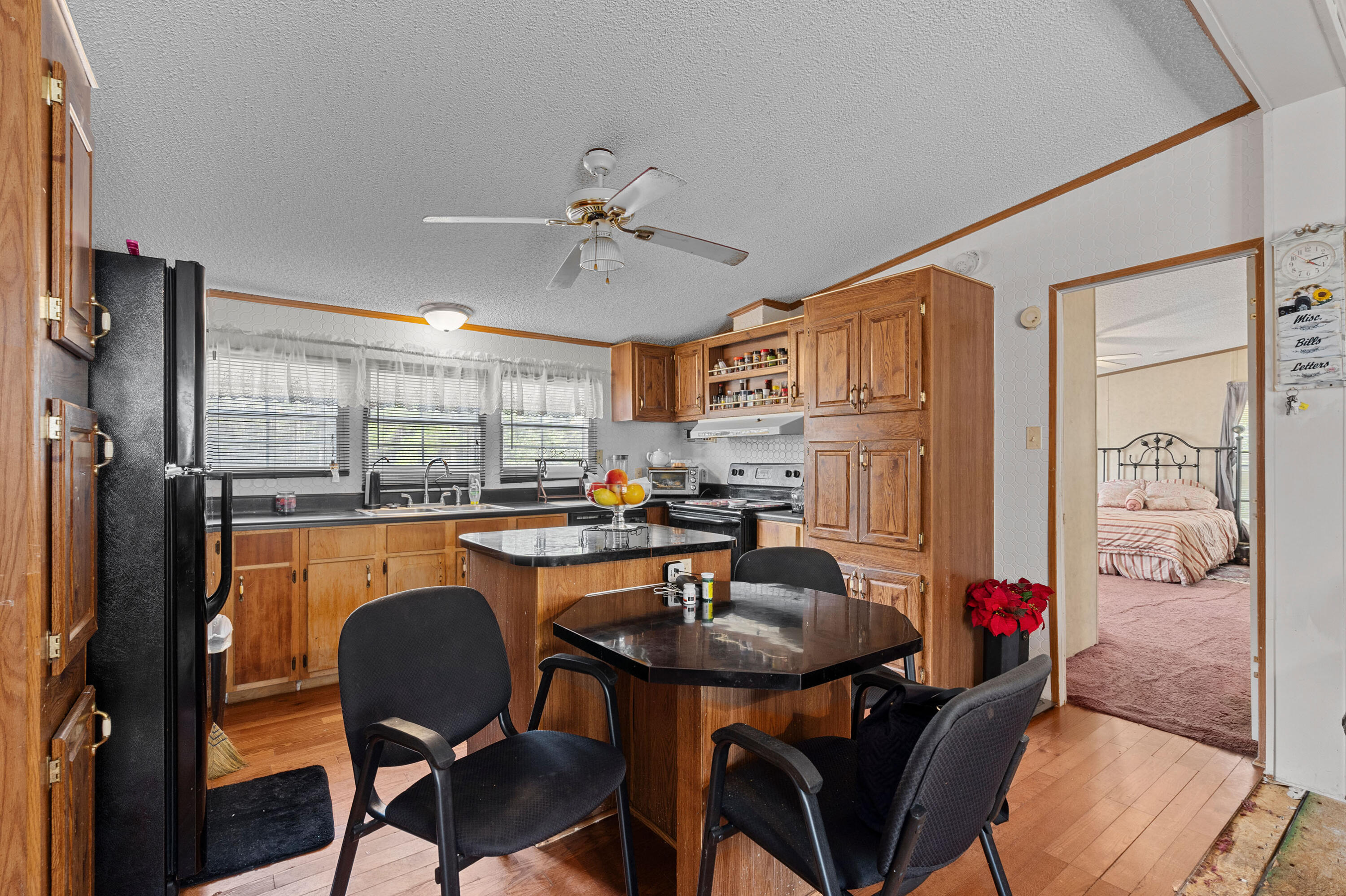 67 Channie Lane Walterboro, SC 29488 - Photo 12 of 28 11