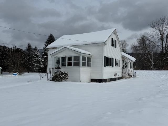 380 Stratton Road Rutland, VT 05701 - Photo 2 of 25