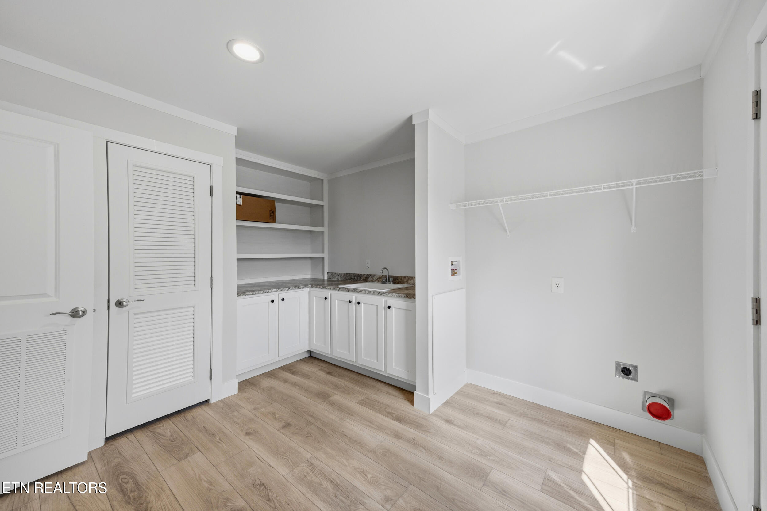 160 Copenhaver Road Lenoir City, TN 37771 - Photo 21 of 25 Laundry Room-2