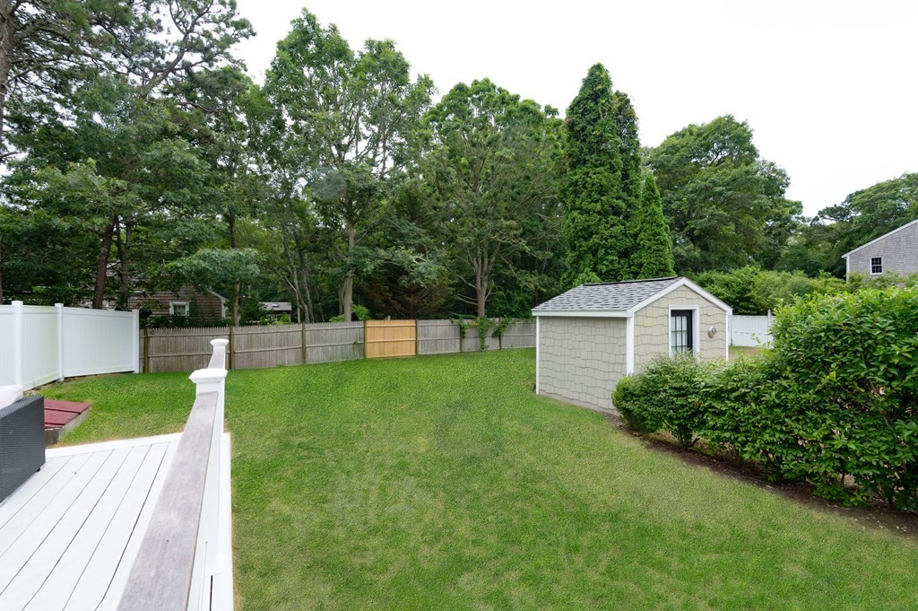 331 Strawberry Hill Road Centerville, MA 02632 - Photo 5 of 24