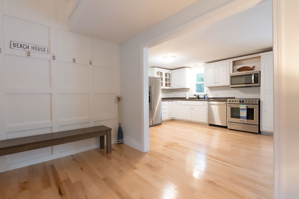 331 Strawberry Hill Road Centerville, MA 02632 - Photo 8 of 24