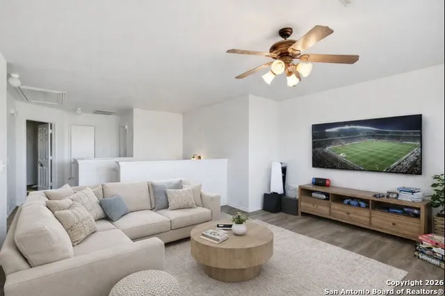 $2,200 | 3803 Pebble Beach, Cibolo, TX 78108