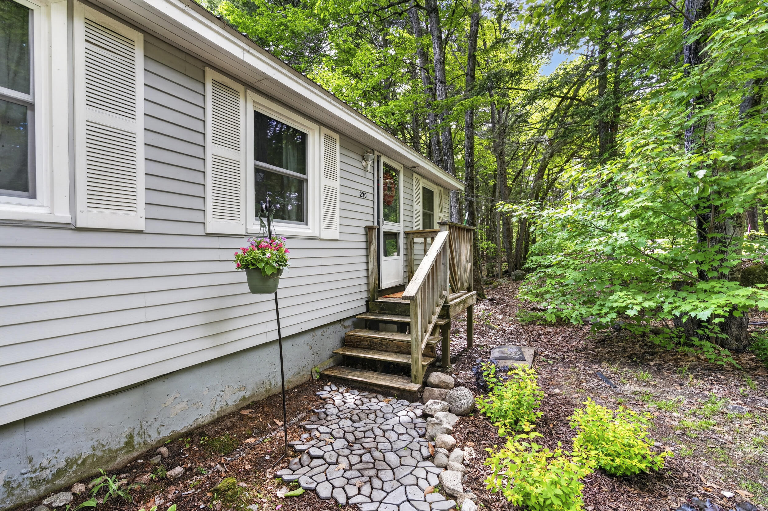 220 Knights Hill Road Bridgton, ME 04009 - Photo 41 of 46 220knightshill-38