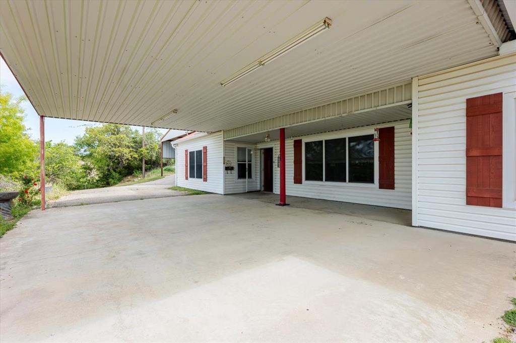 2400 Carter Road Springtown, TX 76082 - Photo 2 of 36