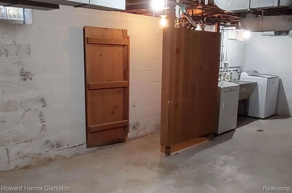 813 Harcourt Road Grosse Pointe Park, MI 48230 - Photo 30 of 40