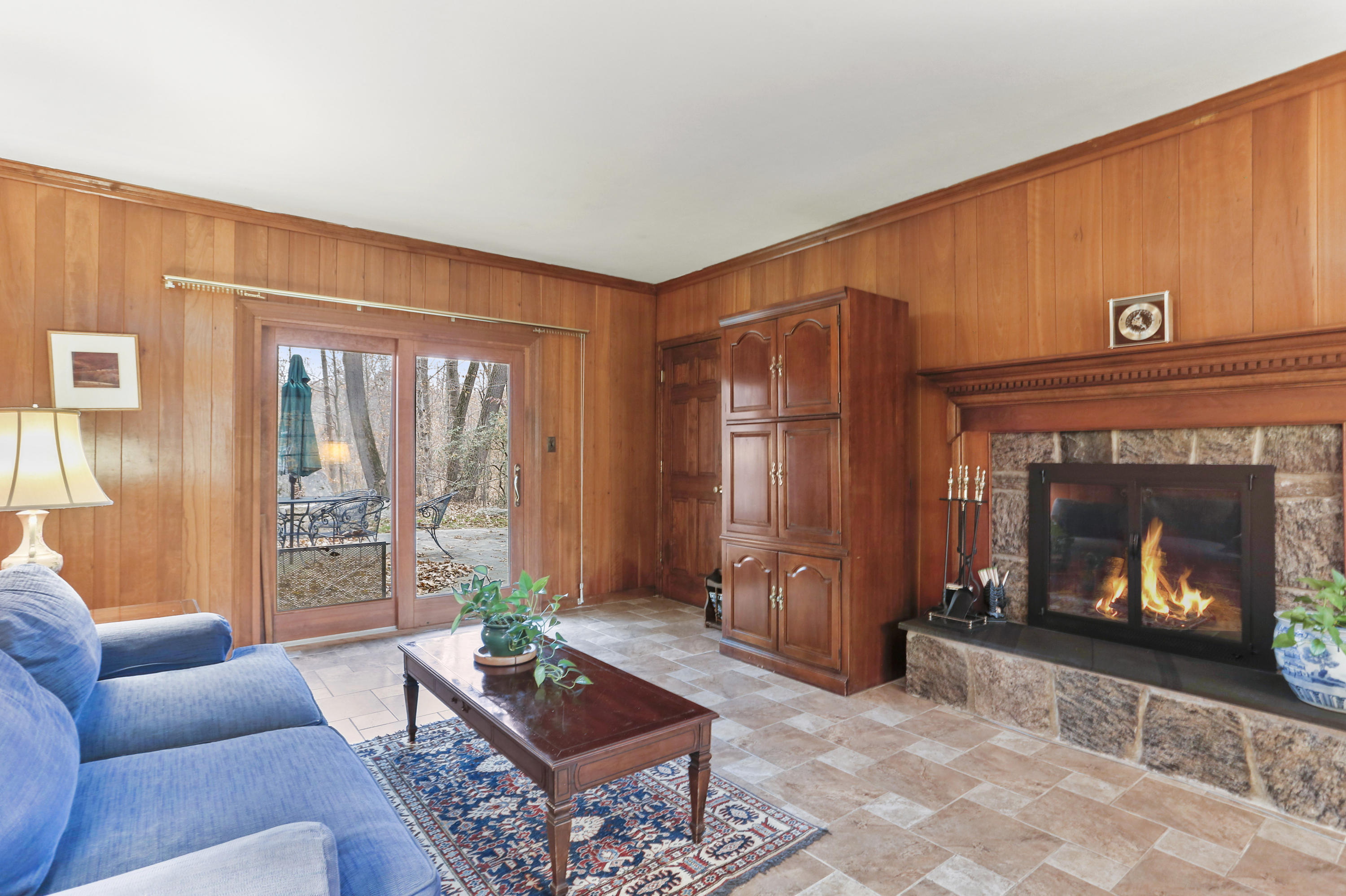 60 Evergreen Road New Canaan, CT 06840 - Photo 11 of 30 010