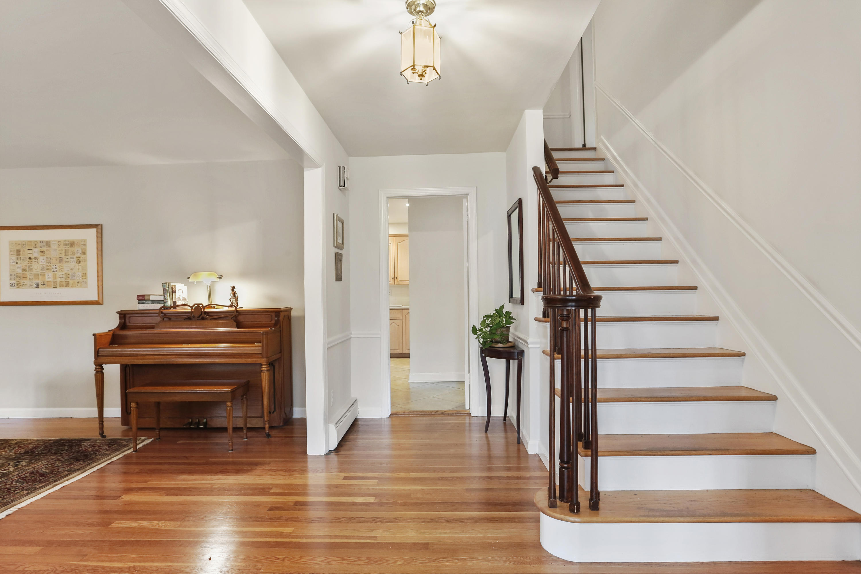60 Evergreen Road New Canaan, CT 06840 - Photo 12 of 30 011