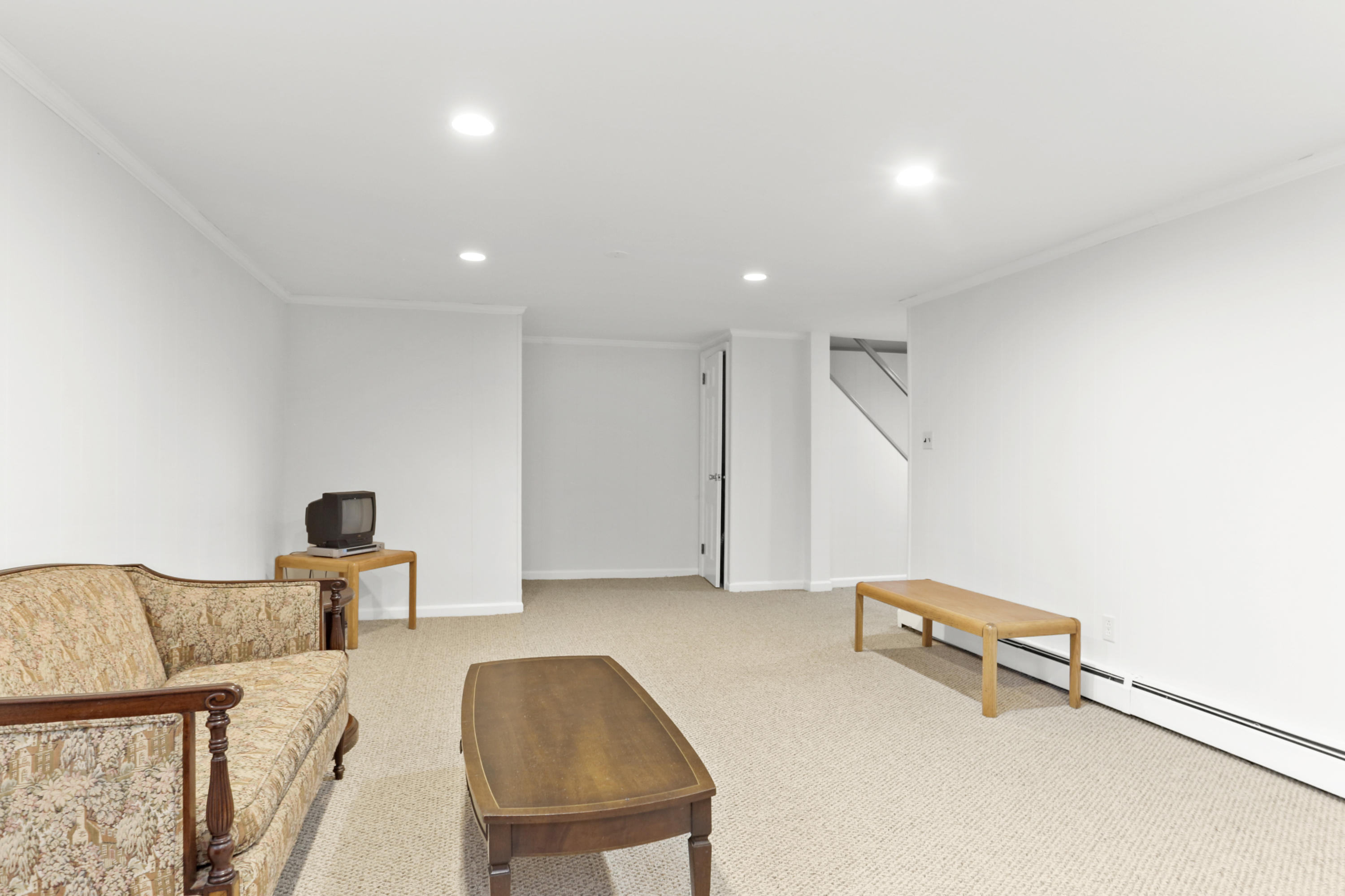 60 Evergreen Road New Canaan, CT 06840 - Photo 21 of 30 020