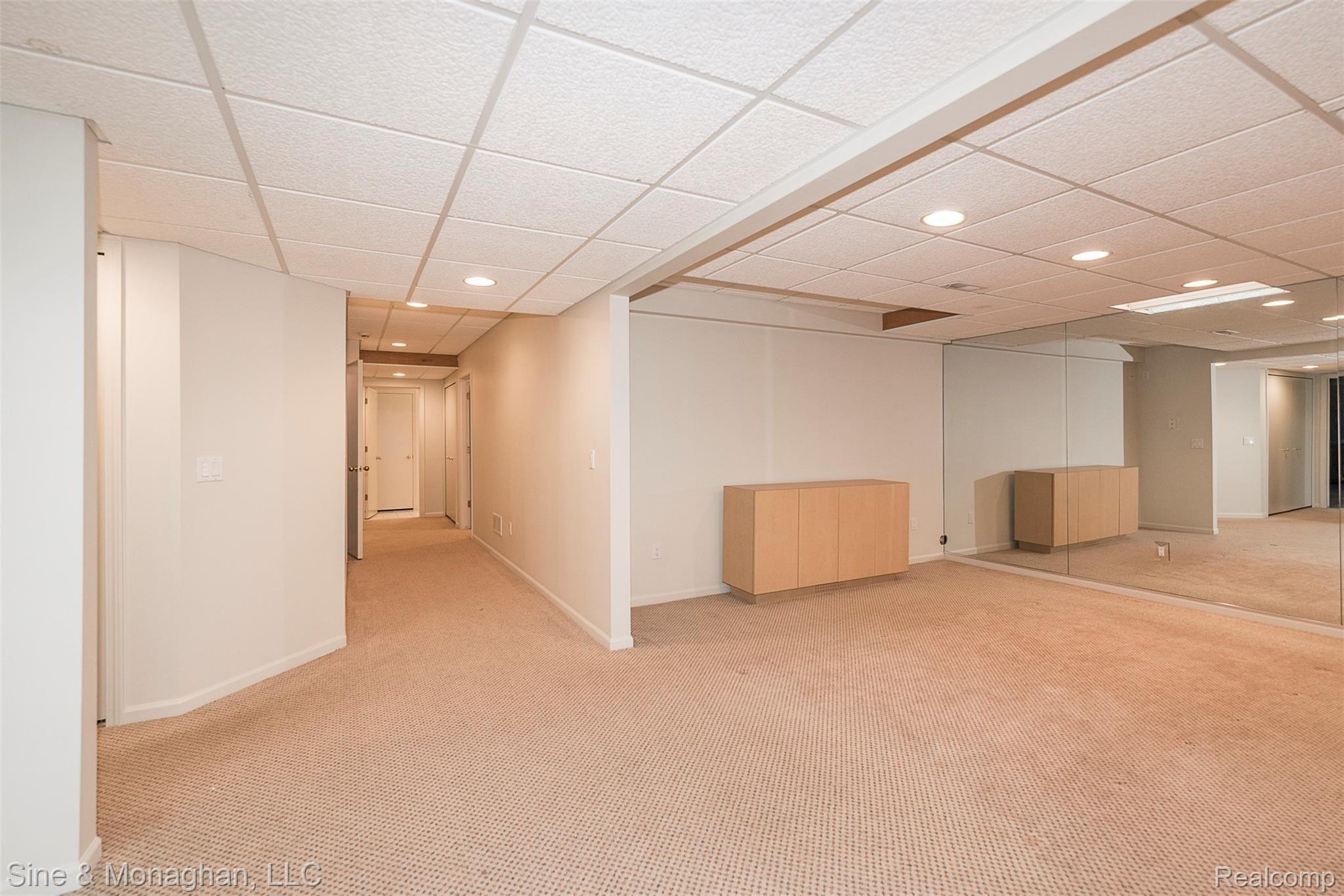 855 Rivenoak Street Birmingham, MI 48009 - Photo 45 of 55 DSC_6791.jpg