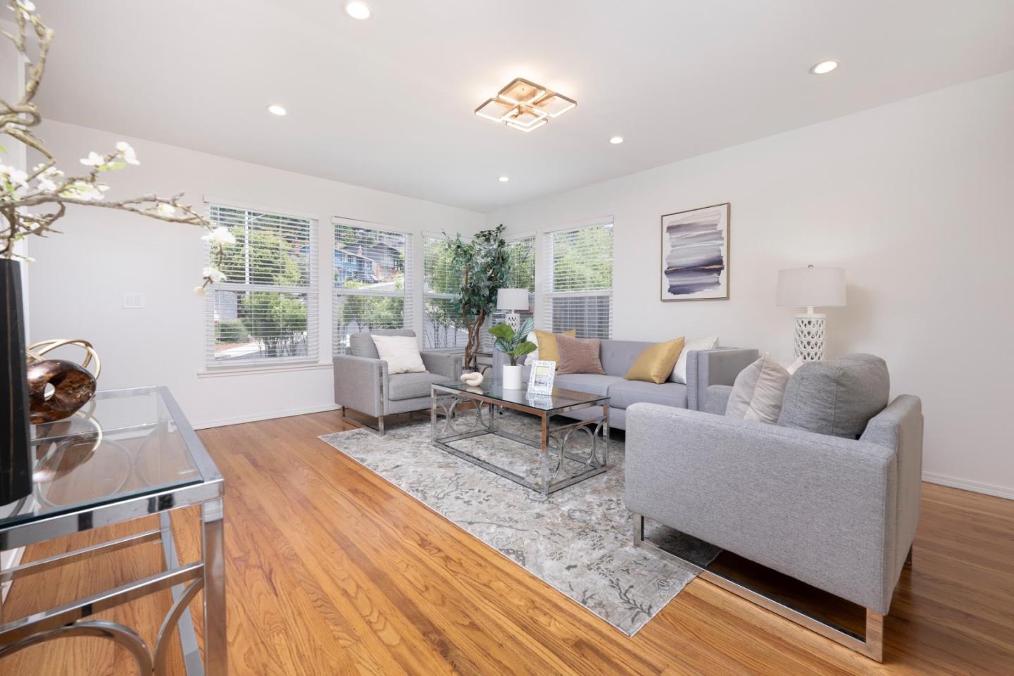 3 Yellowstone Way Pacifica, CA 94044 - Photo 4 of 18