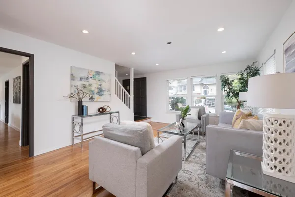 $1,580,000 | 3 Yellowstone Way, Pacifica, CA 94044