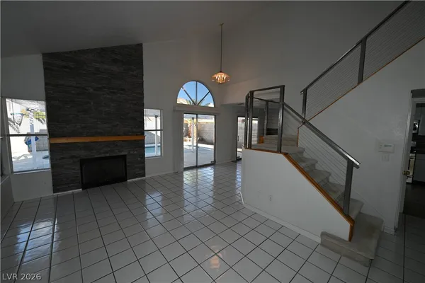 $2,100 | 7095 Shadow Crest Drive, Las Vegas, NV 89119