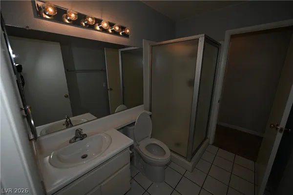 $2,100 | 7095 Shadow Crest Drive, Las Vegas, NV 89119