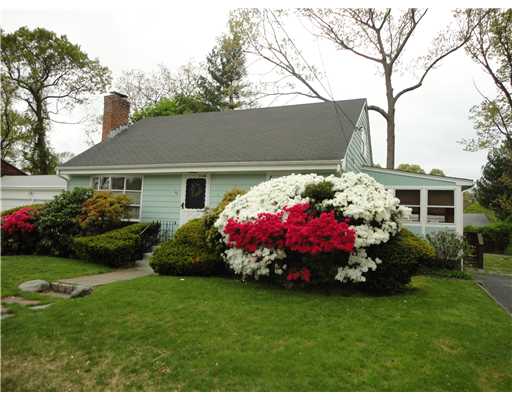 68 Sachem Road East Providence, RI 02915 - Photo 1 of 5 Exterior Front.