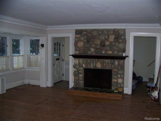 470 Washington Road Grosse Pointe, MI 48230 - Photo 3 of 3 family room