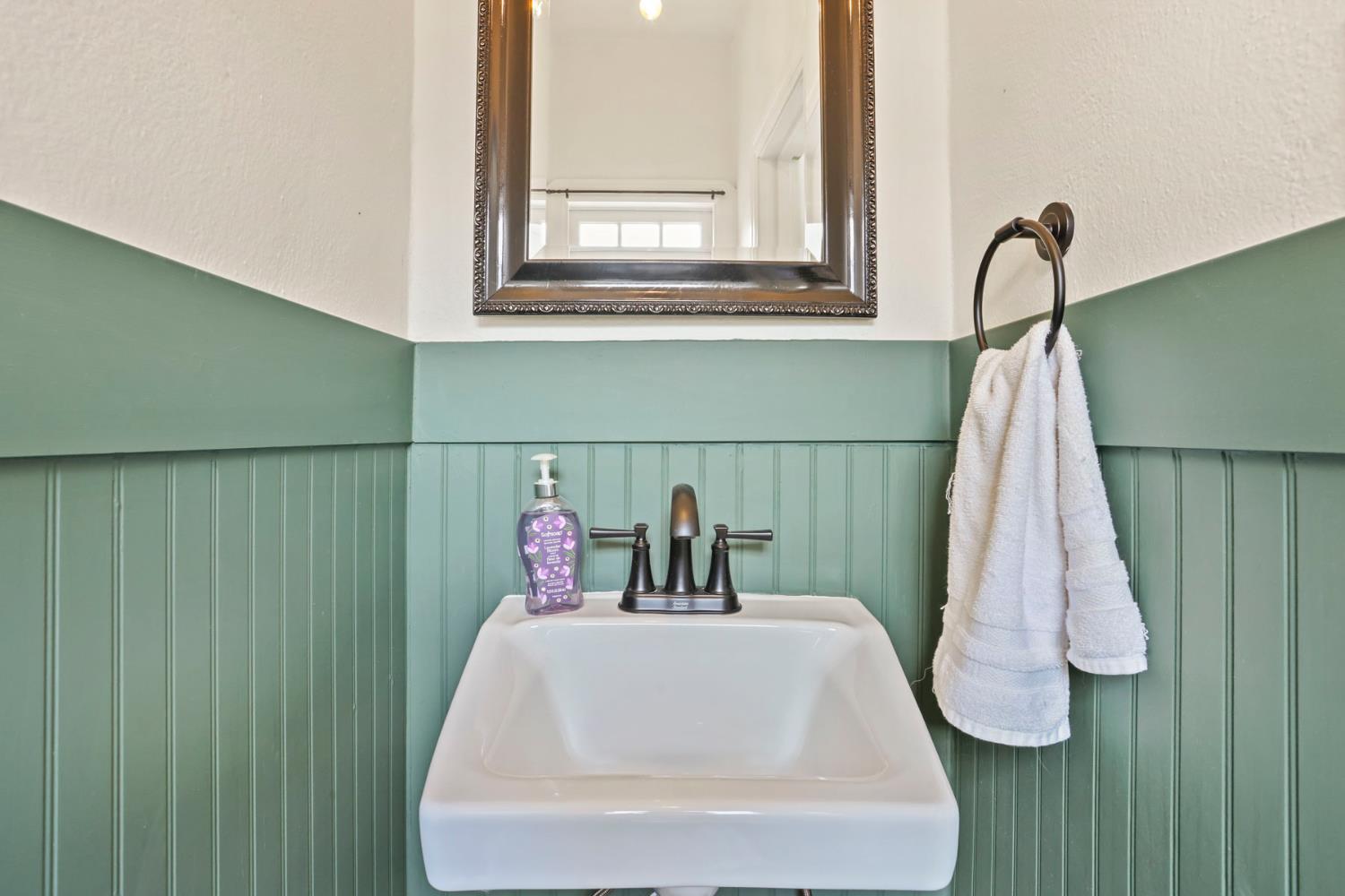 515 Myrtle Avenue Modesto, CA 95350 - Photo 17 of 44