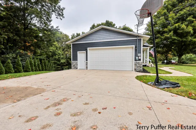 $279,000 | 291 Sessions Road, Shelby, MI 49455