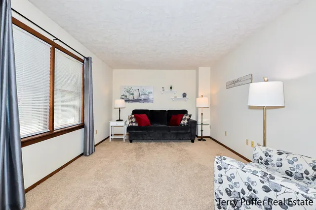 $279,000 | 291 Sessions Road, Shelby, MI 49455