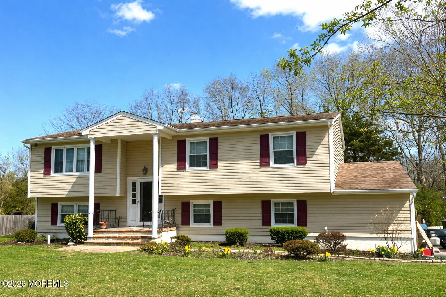 Charming suburban home in daylight