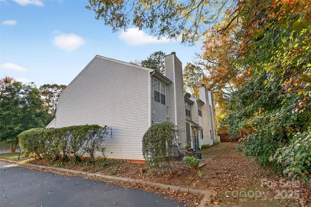 $179,900 | 6407 Windsor Gate Lane, Charlotte, NC 28215