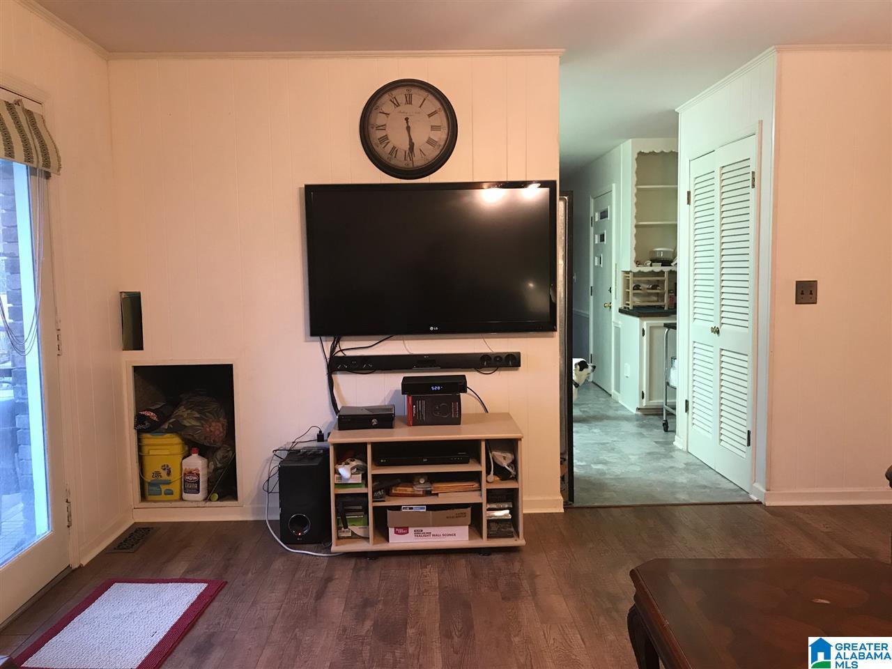 3925 Woodhaven Road Birmingham, AL 35244 - Photo 5 of 26