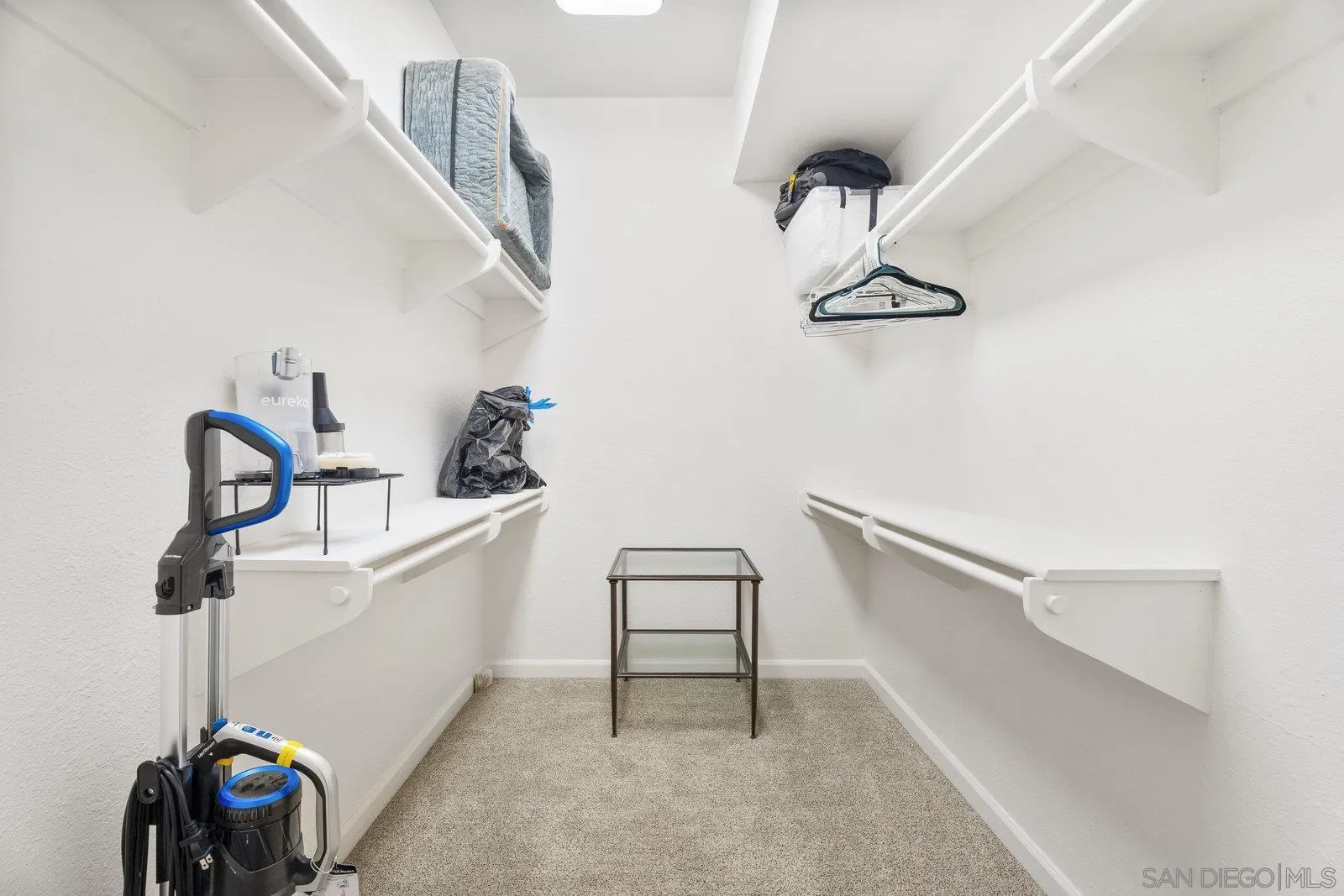 4604 Desert Vista Drive Borrego Springs, CA 92004 - Photo 18 of 41 a view of entryway and hall