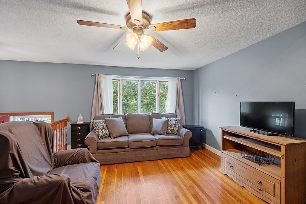 109 Partridge Road Billerica, MA 01821 - Photo 17 of 36