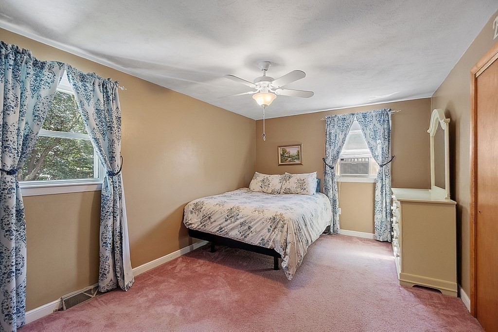 109 Partridge Road Billerica, MA 01821 - Photo 21 of 36