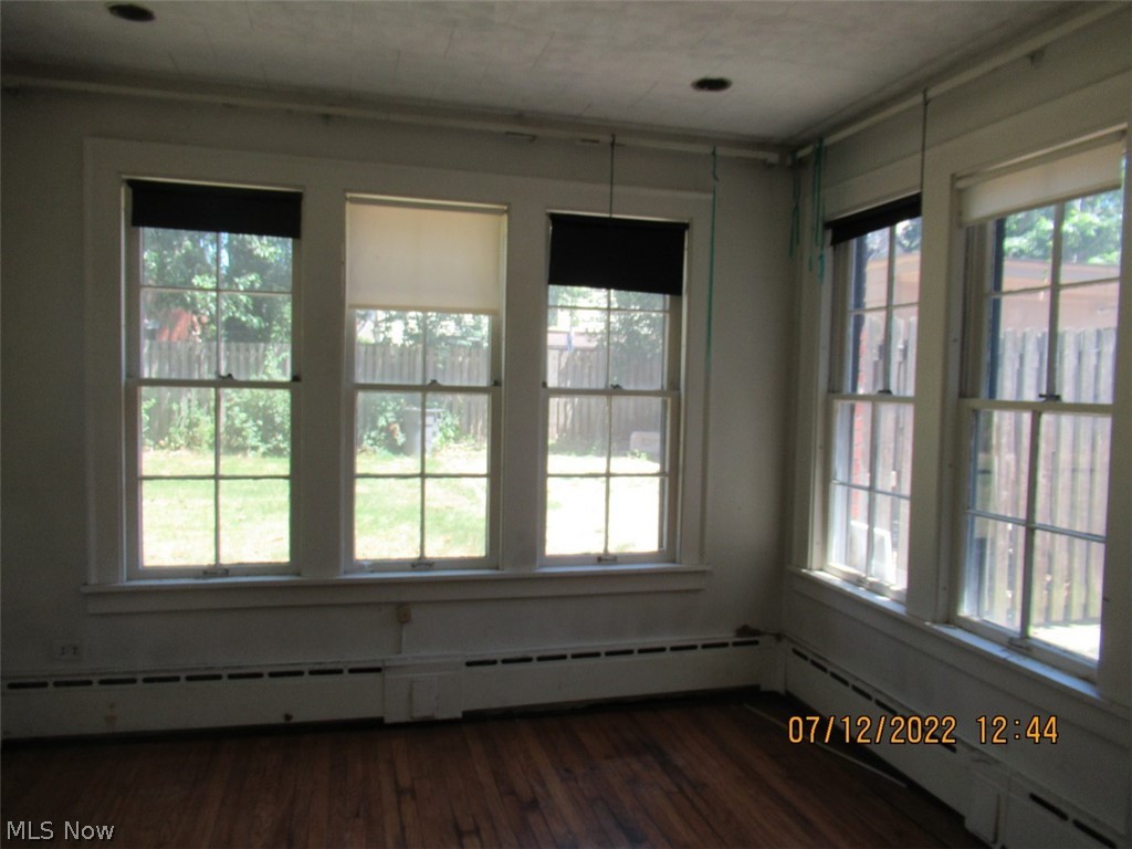 3123 Keswick Road Cleveland, OH 44120 - Photo 3 of 10 Gallery Image 3