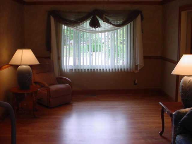 5312 Edgeview Road Columbus, OH 43207 - Photo 4 of 7 Gallery Image 4